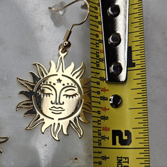 NWT Sunny Daze Boho Gold Dangle Earrings - Picture 4 of 5
